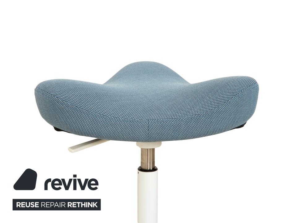 Varier Move Sitz-Steh Hocker Stuhl Stoff Blau Basis Weiß Holz – Bild 7