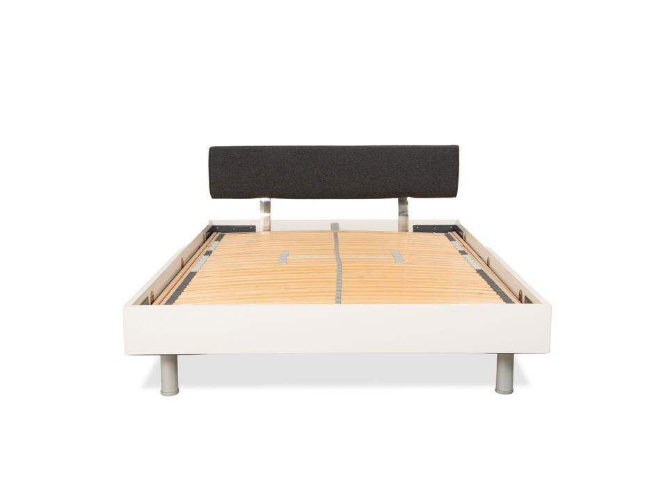 Ligne Roset Holz Bett Weiß Dunkelgrau 140 x 200 cm – Bild 12