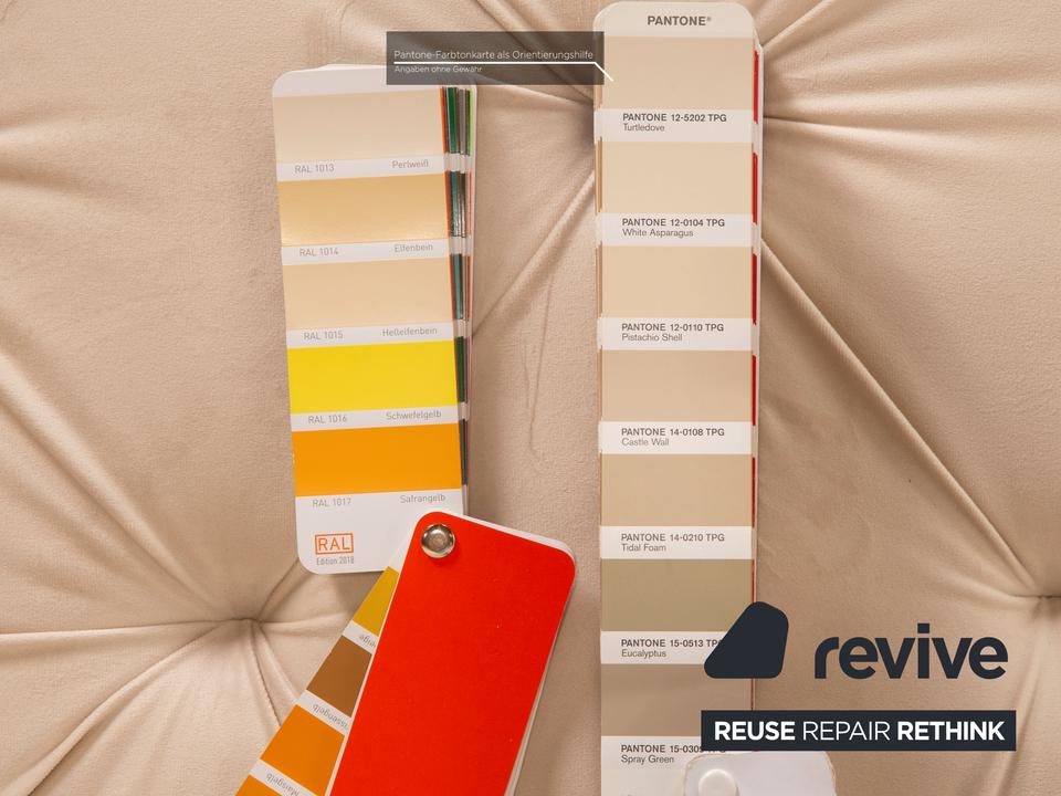 IconX STUDIOS Venus Samt Stoff Dreisitzer Sofa Couch Beige – Bild 4